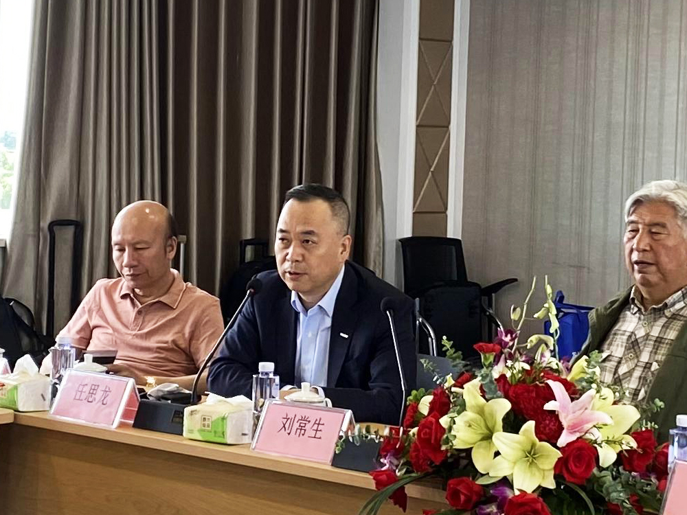 任思龙.jpg